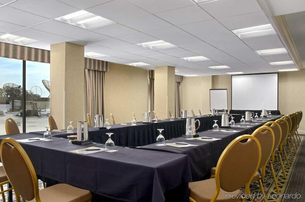 Doubletree By Hilton San Antonio Airport Hotel Facilities photo